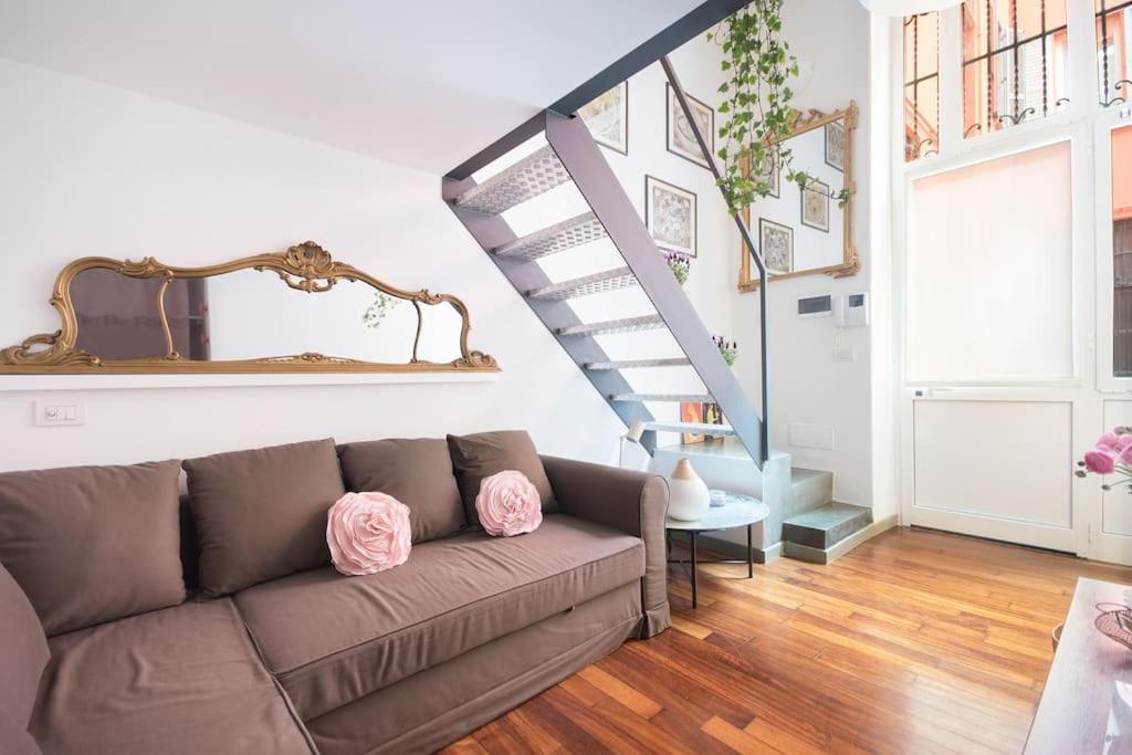 Romantic Loft Porta Venezia Milan Bagian luar foto